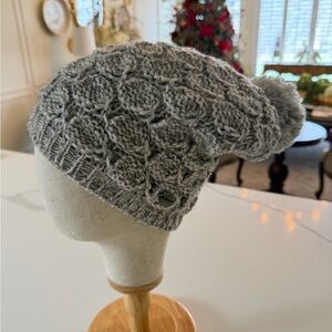 Cozy Gray Knit Pom Beanie - Women